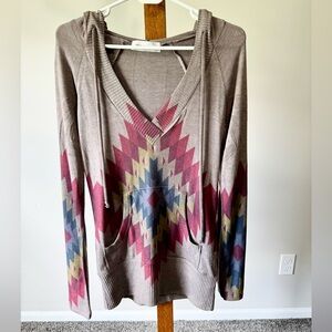 Enti Glamour V-Neck Knit Sweater in Taupe Multicolor Aztec Print Sz Small